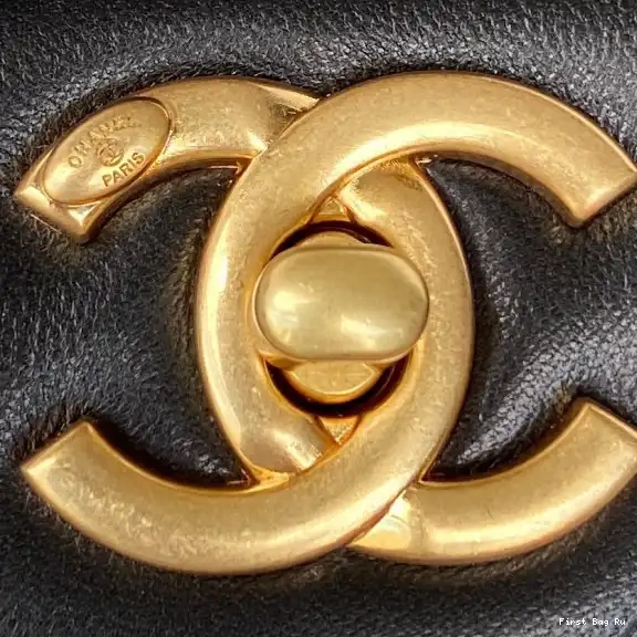 First Bag Ru CHANEL FLAP BAG 0512